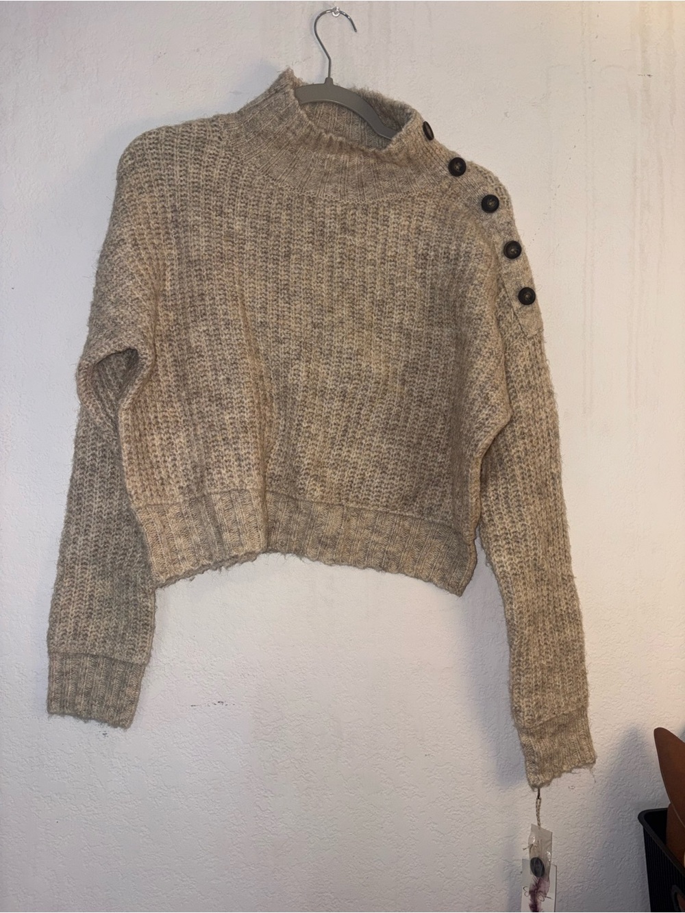 Jessica Simpson Heathered Beige Cropped Button-Shoulder Turtleneck Sweater